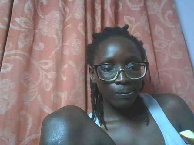 SweetAryy Live Webcam on BongaCams