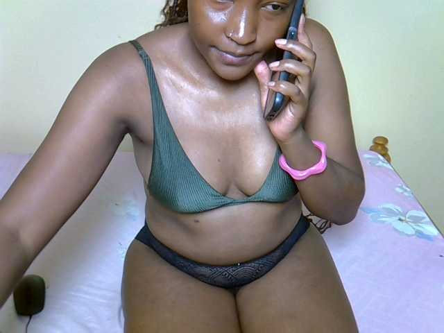 kissandchaos Live Cam on BongaCams