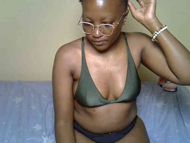 kissandchaos Live Webcam on BongaCams