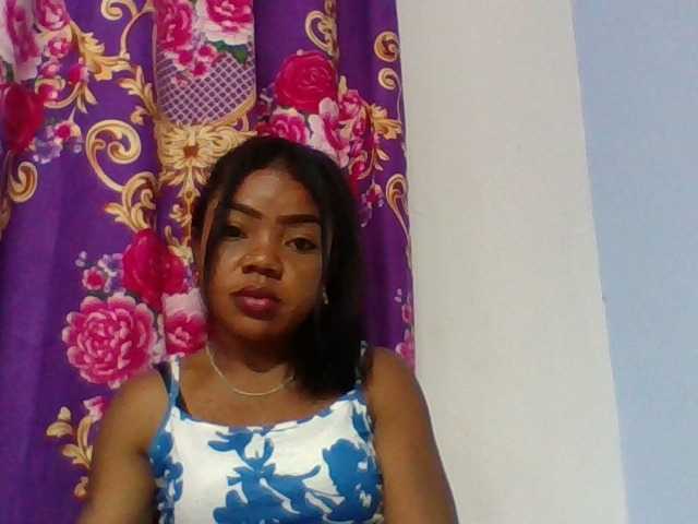 Elyah1a webcam bongacams model stream image