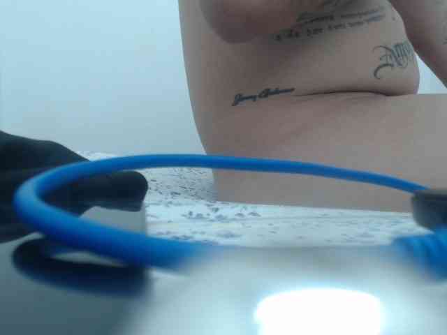 horny-bisexual-hot webcam