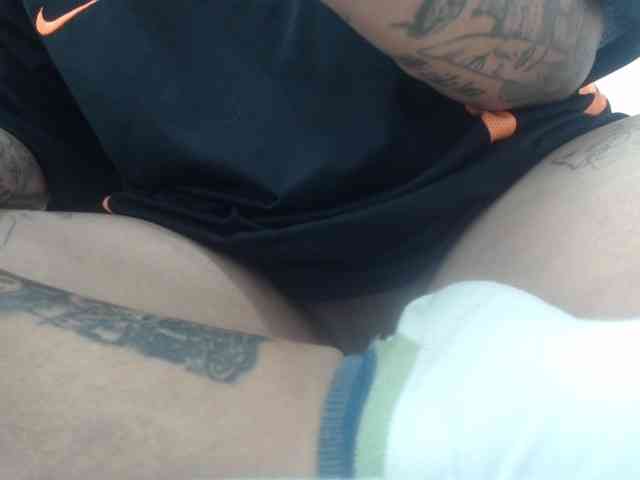 horny-bisexual-h... Live Webcam on BongaCams