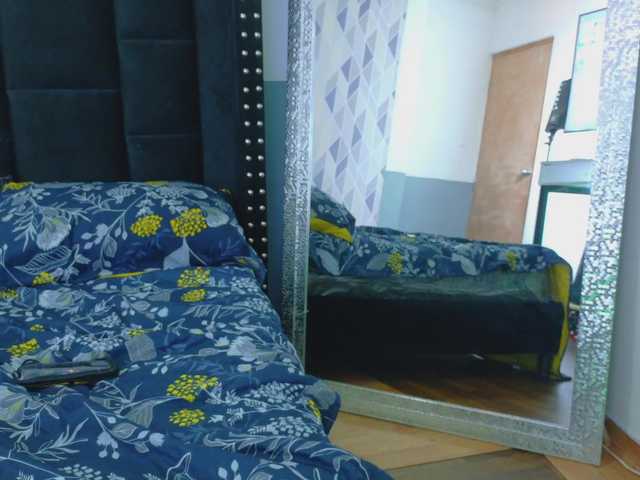 kinkymaturee's BongaCams show and profile