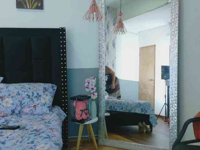 kinkymaturee Live Webcam on BongaCams