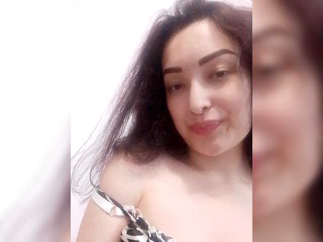 AlisaXCristal's BongaCams show and profile