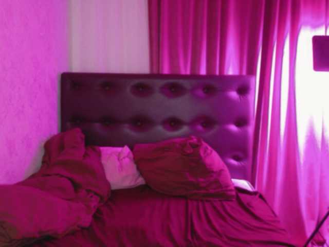 lolykari's BongaCams show and profile