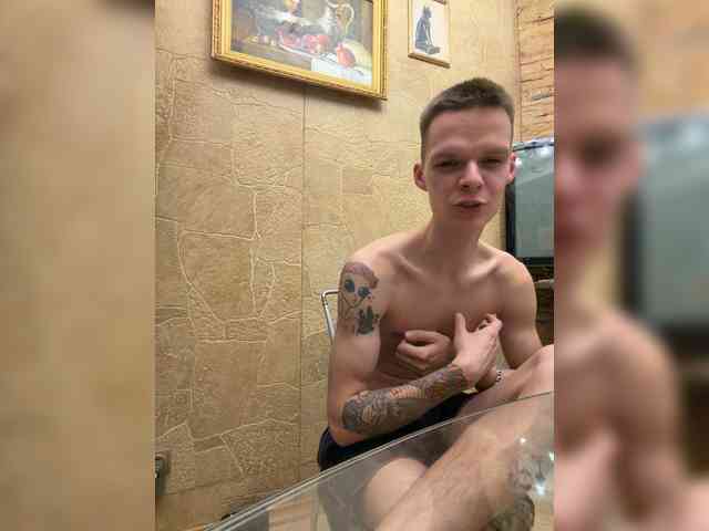 Edward70 Live Webcam on BongaCams