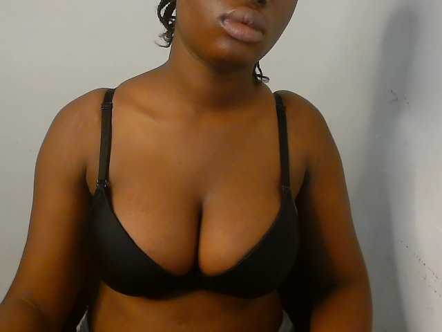 Nasty-fatpussyy's BongaCams show and profile