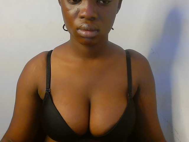 Nasty-fatpussyy's BongaCams show and profile