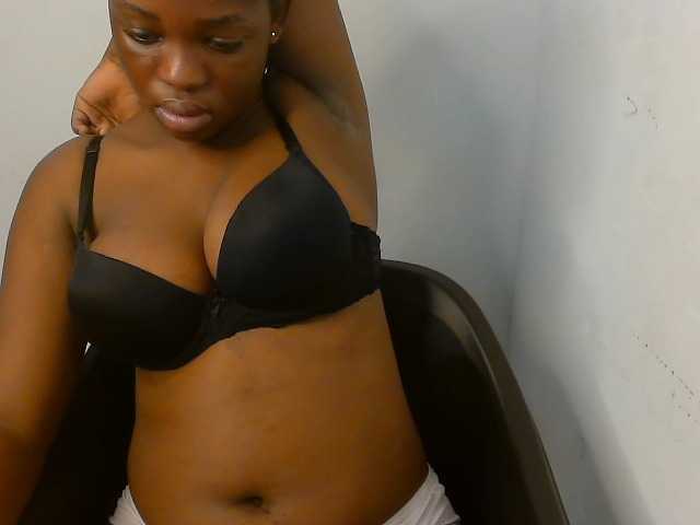 Nasty-fatpussyy's BongaCams show and profile