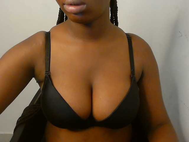 Nasty-fatpussyy's BongaCams show and profile