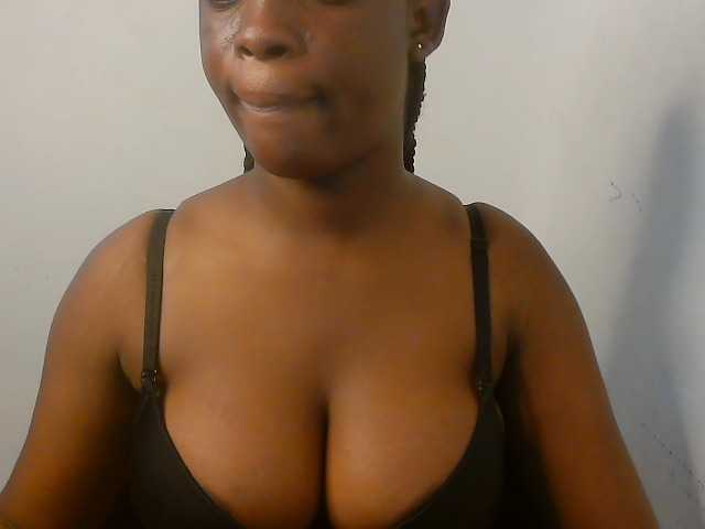 Nasty-fatpussyy's BongaCams show and profile