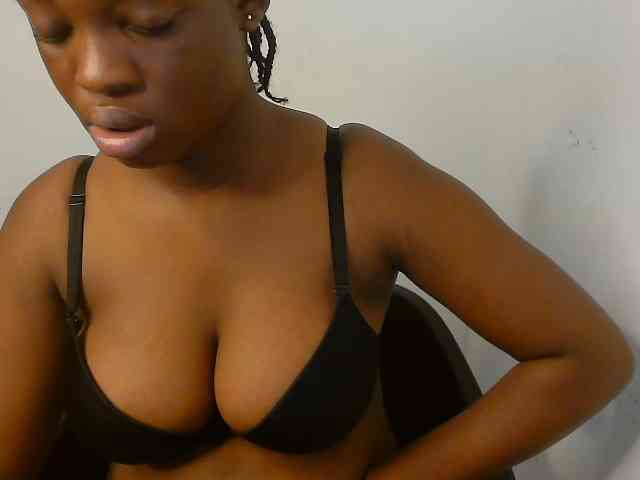 Nasty-fatpussyy webcam