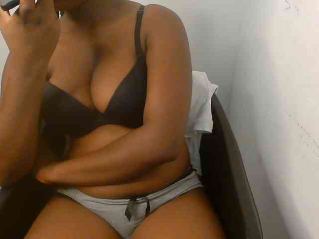 Nasty-fatpussyy webcam