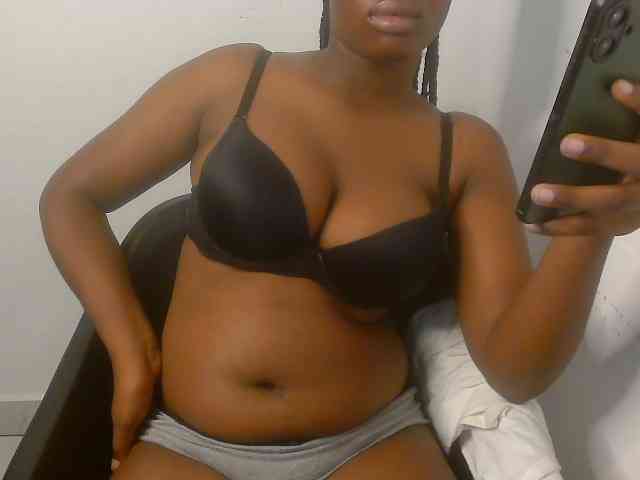 Nasty-fatpussyy webcam