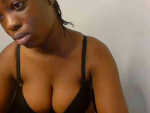 Nasty-fatpussyy webcam