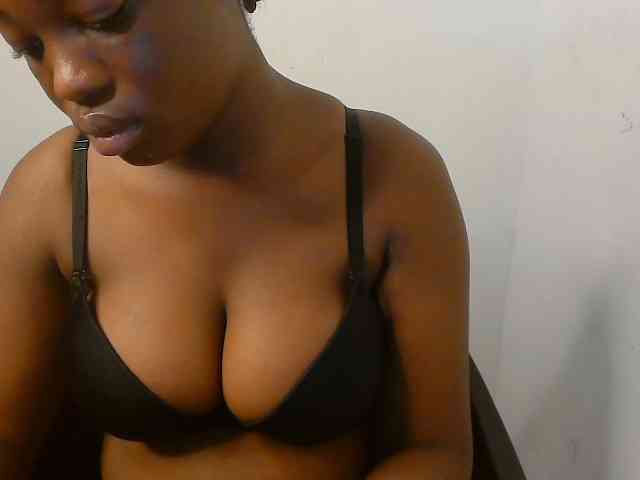 Nasty-fatpussyy webcam