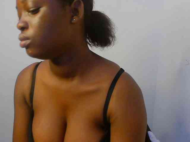 Nasty-fatpussyy webcam