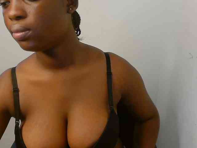 Nasty-fatpussyy webcam