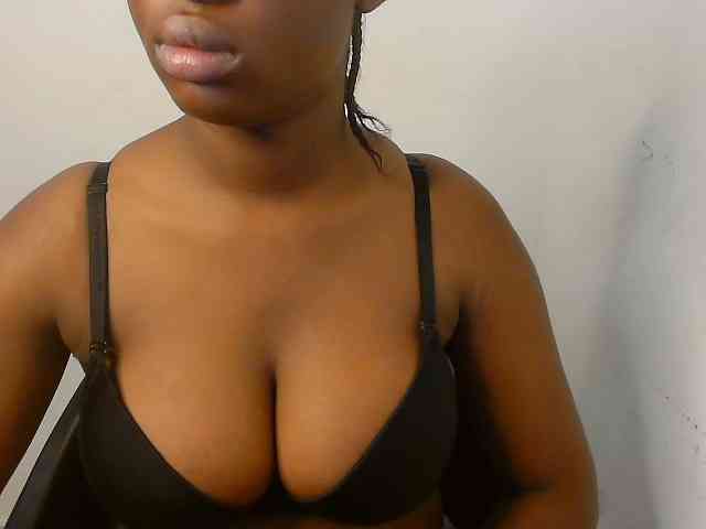 Nasty-fatpussyy webcam