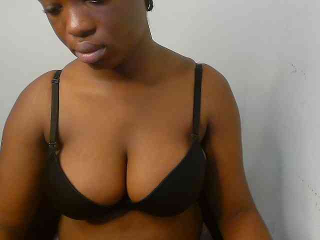 Nasty-fatpussyy webcam