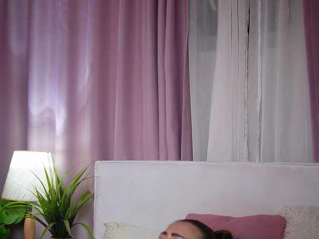 AmeliaBarbie's BongaCams show and profile