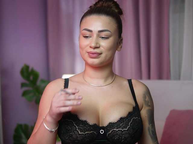 AmeliaBarbie's BongaCams show and profile