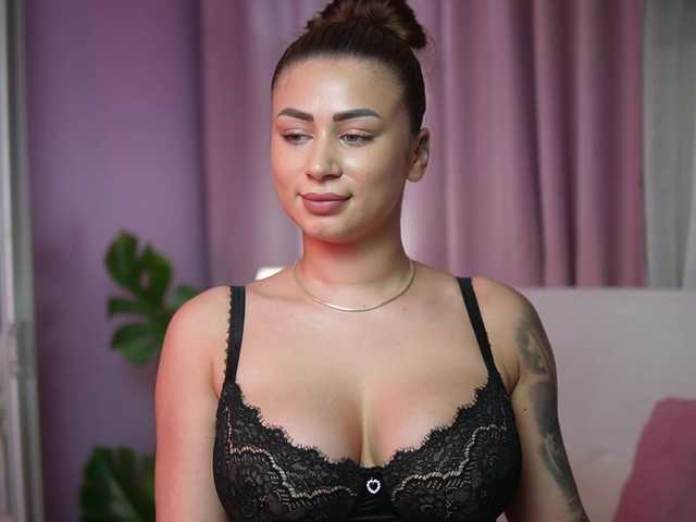 AmeliaBarbie's BongaCams show and profile