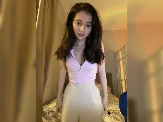 BootyBootyAnna's BongaCams show and profile