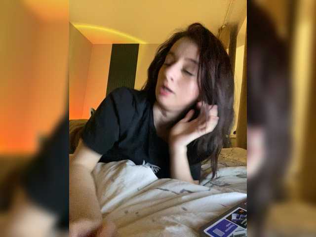 BootyBootyAnna's BongaCams show and profile