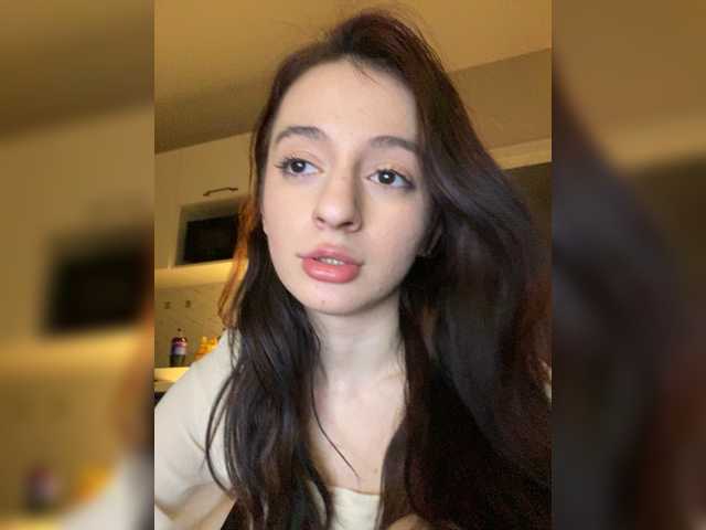 BootyBootyAnna's BongaCams show and profile