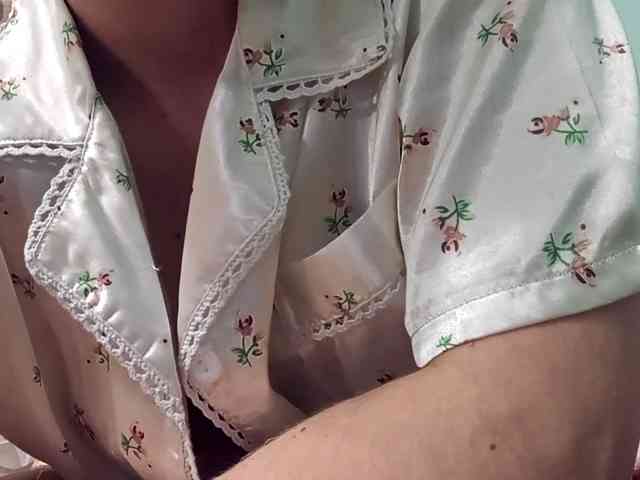 LianeBethel webcam