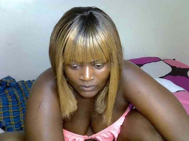 AfricanBumbum webcam