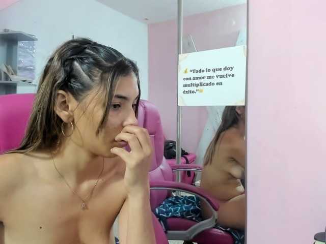 self-destruccionn's BongaCams show and profile