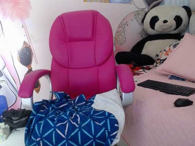 self-destruccionn's BongaCams show and profile