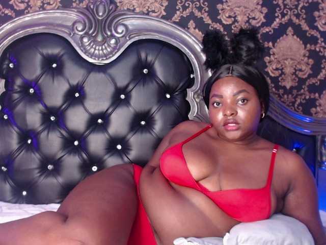 SaraThomas's BongaCams show and profile