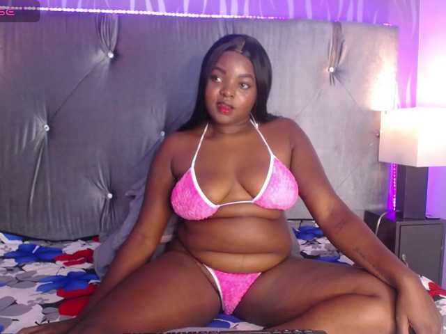 SaraThomas's BongaCams show and profile