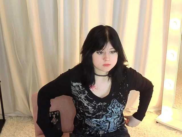 KoiNeko's BongaCams show and profile