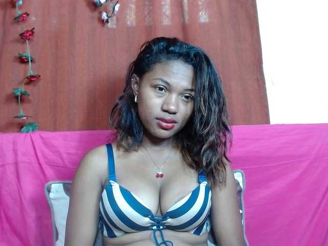 RfanyahSexy's BongaCams show and profile