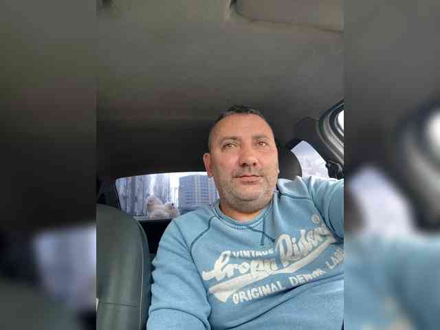 Srn81 Live Webcam on BongaCams