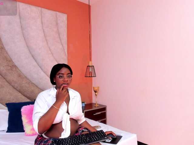 HANNA-ROUSE's BongaCams show and profile