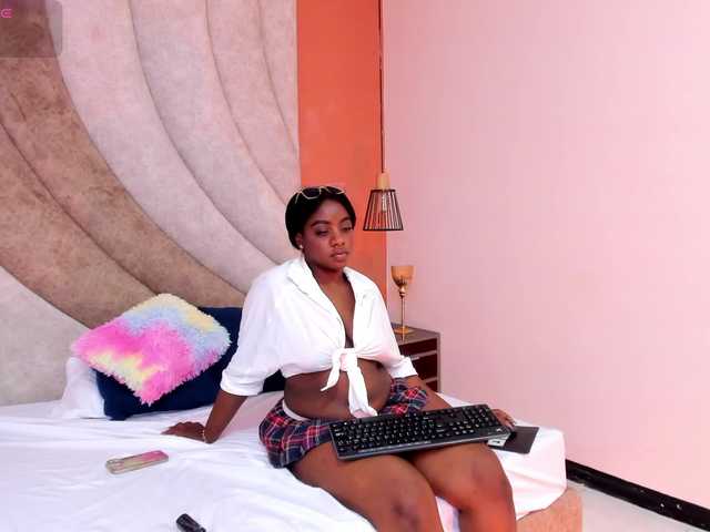 HANNA-ROUSE's BongaCams show and profile