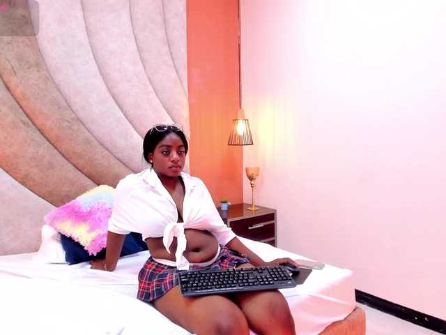 HANNA-ROUSE's BongaCams show and profile