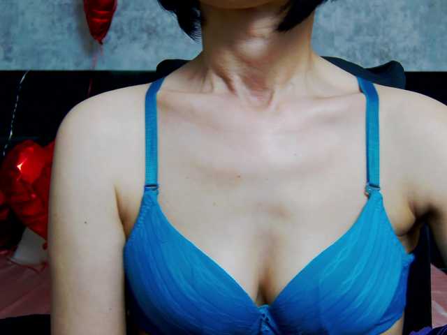 KalystaSwiss Live Cam on BongaCams