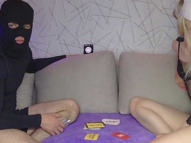 kiraflame5's BongaCams show and profile