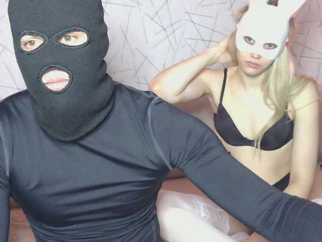 kiraflame5's BongaCams show and profile