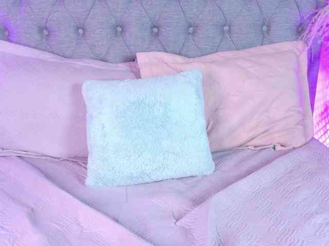 Vanessa-Mejiia webcam