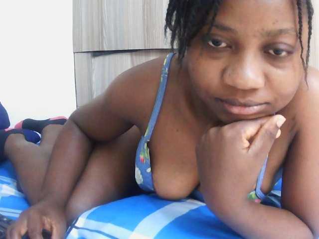 Liz-Belle Live Cam on BongaCams