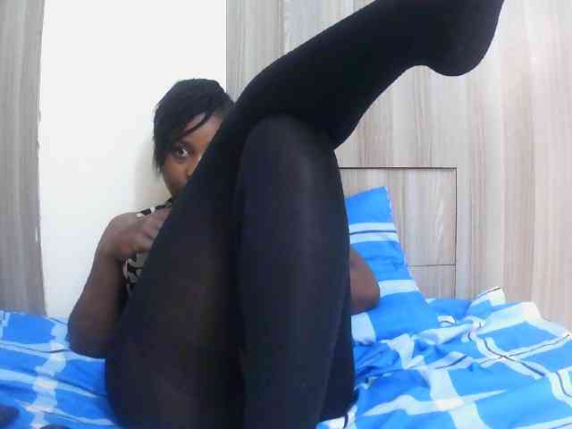 Liz-Belle Live Webcam on BongaCams