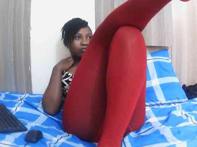 Liz-Belle Live Webcam on BongaCams